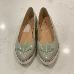 Lloyd Germany size 8/8.5 womens sneakers mint green